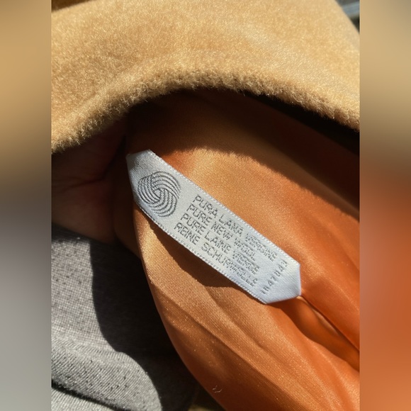 NEVER WORN: MaxMara Icon 101801 Coat 100% Virgin Wool (Orig $5K) - Picture 8 of 14